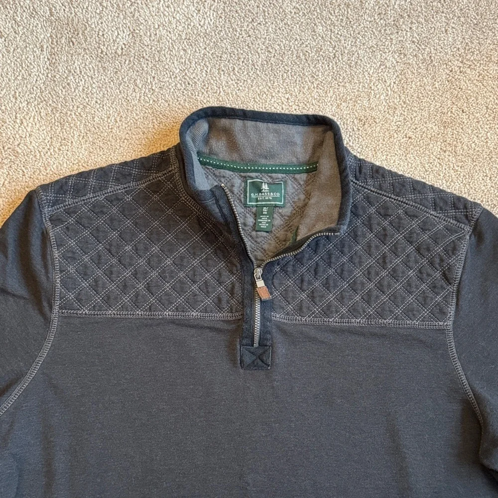 G.H. Bass & Co. Charcoal Quilted Half-Zip - Picture 3 of 5